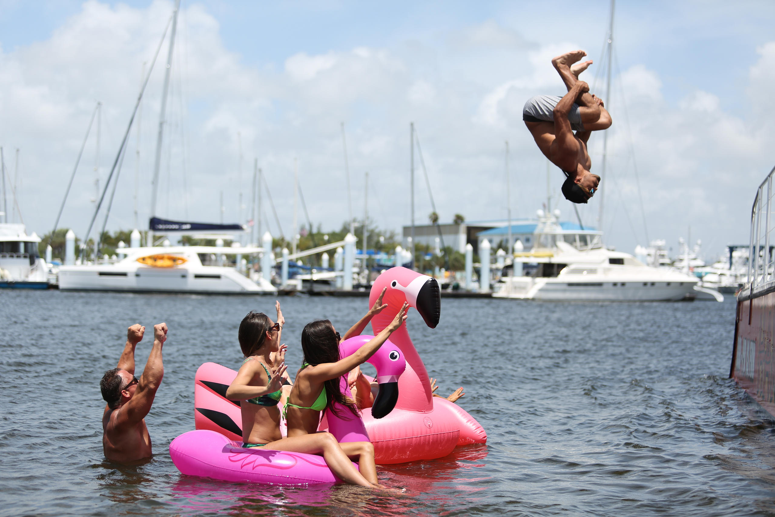 Sip & Dip Cruise to Peanut Island! Featured Image